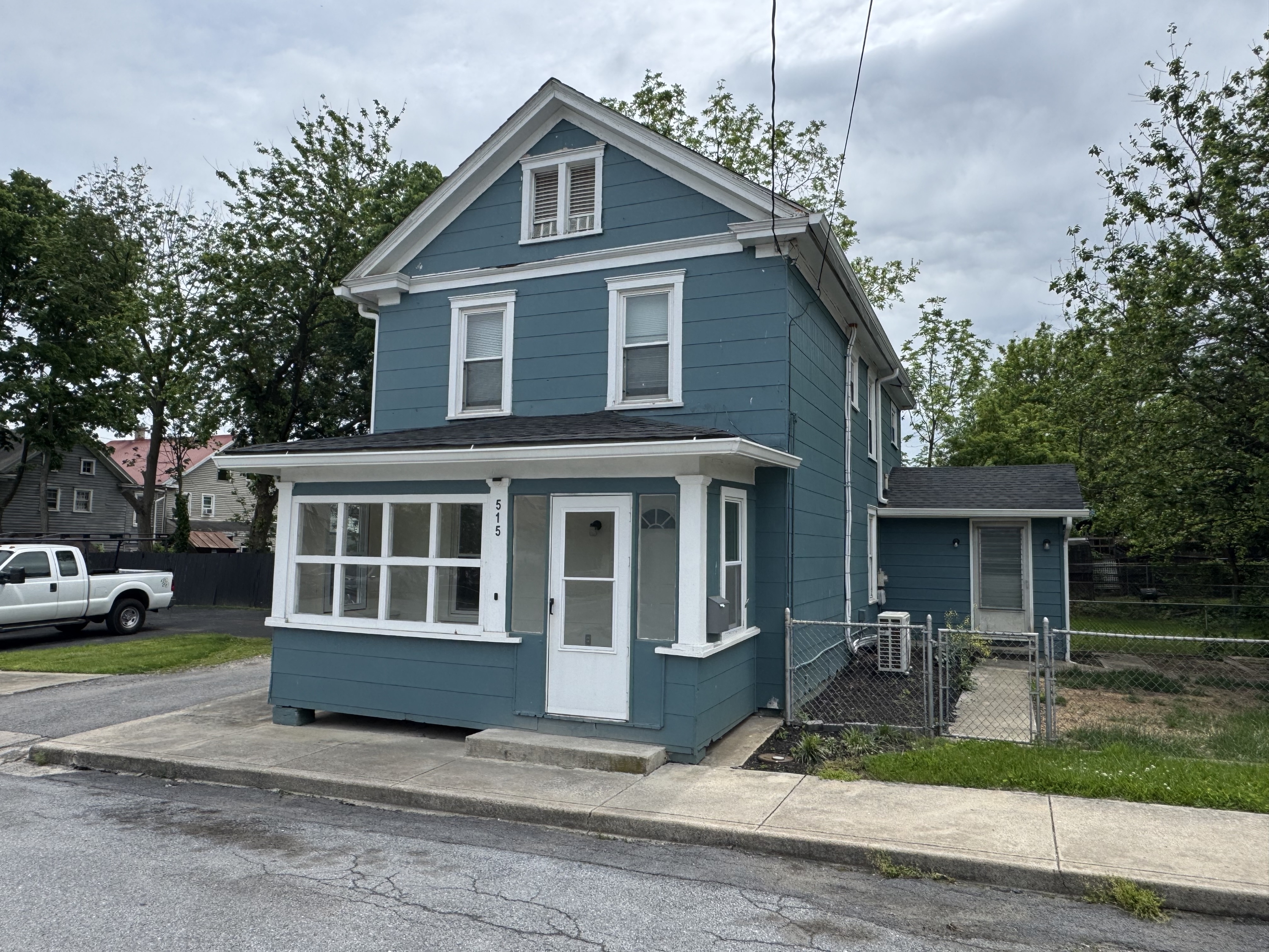 Property main image